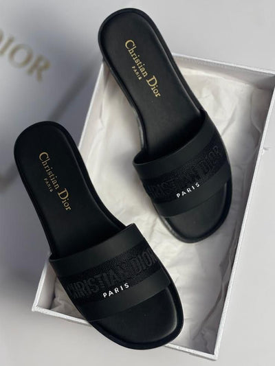 DIOR OFFICIAL MODEL