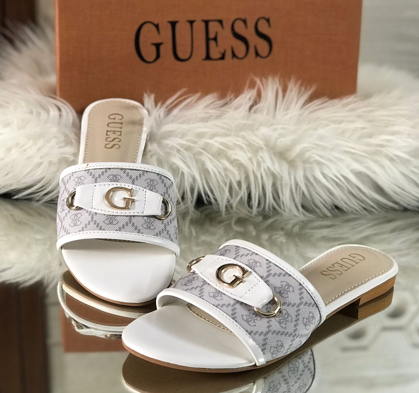 GUESS FLATS