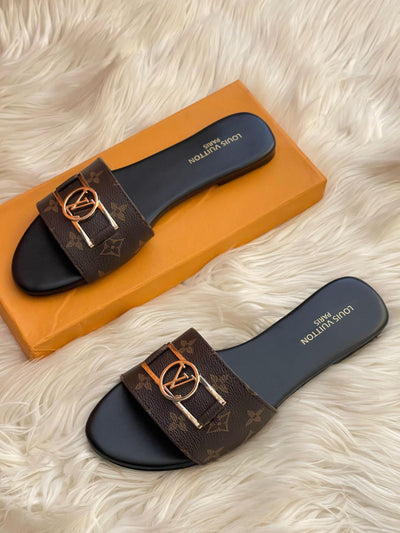 LV MONOGRAM